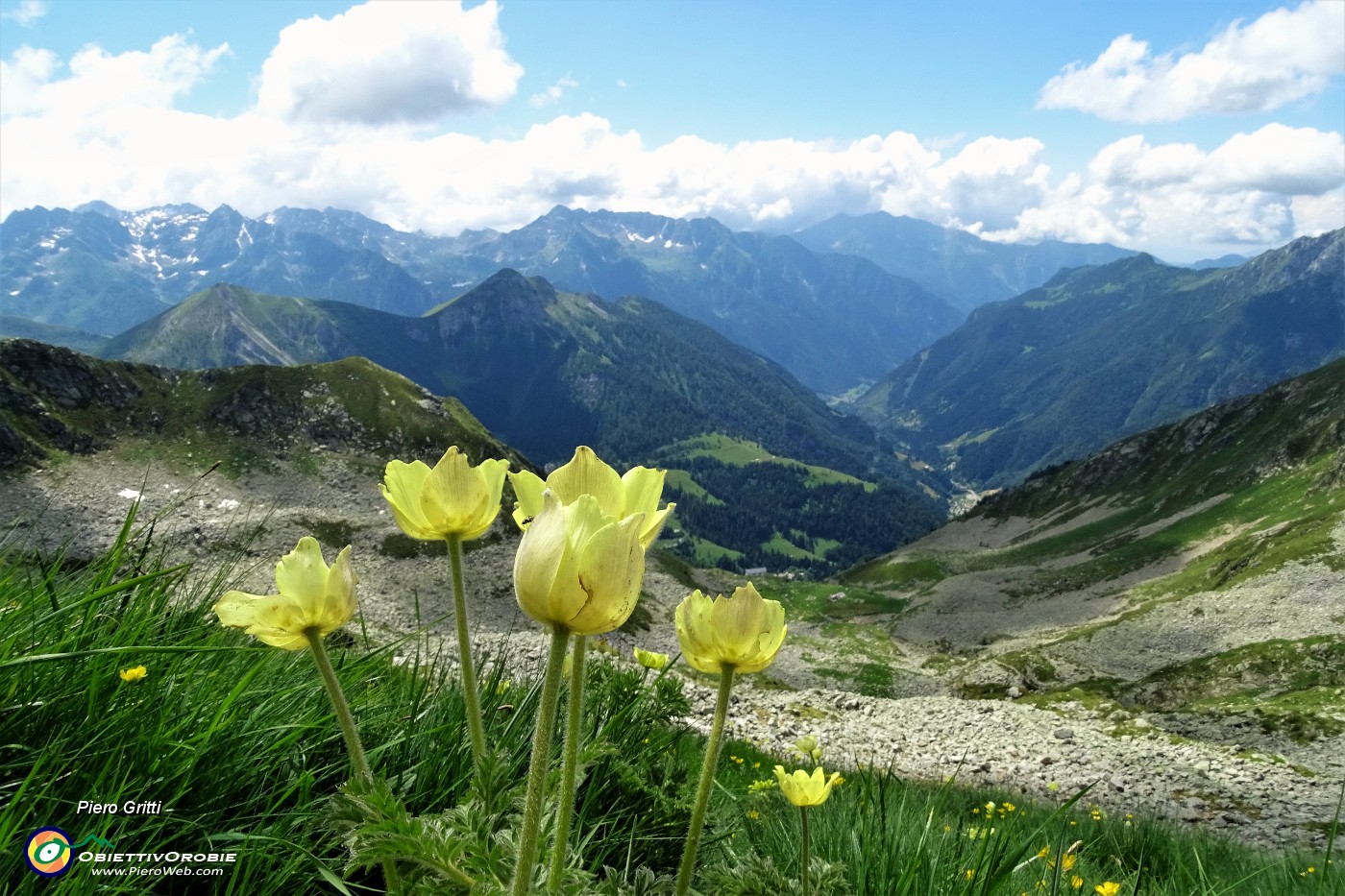 62 Vista verso la Valle Brembana.JPG